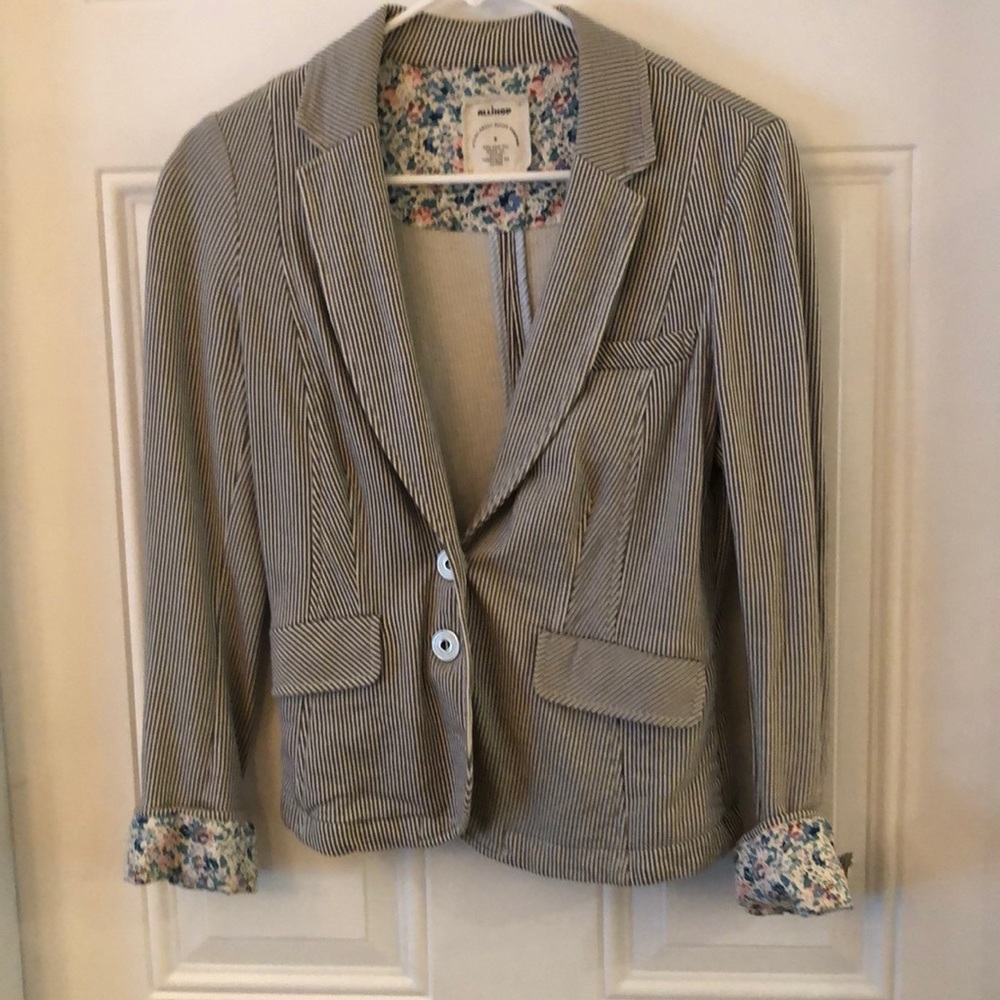 Anthropologie Allihop gray striped blazer small